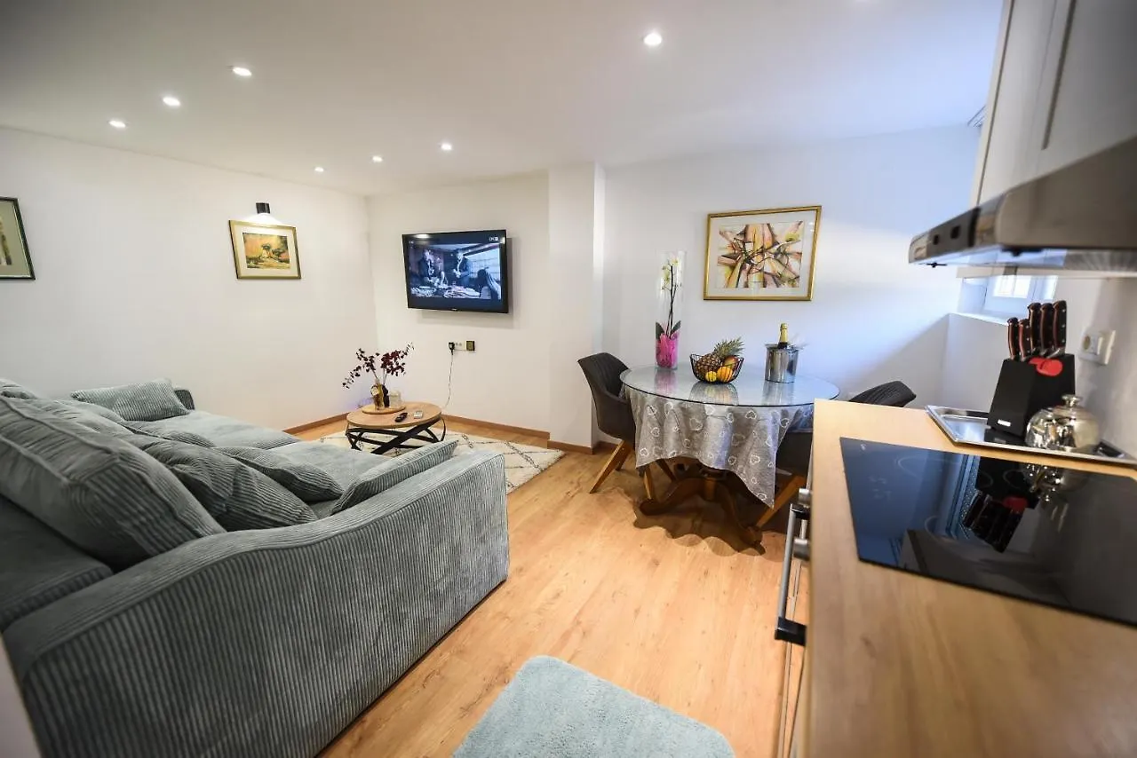 Apartman Maja Διαμέρισμα Ζαντάρ