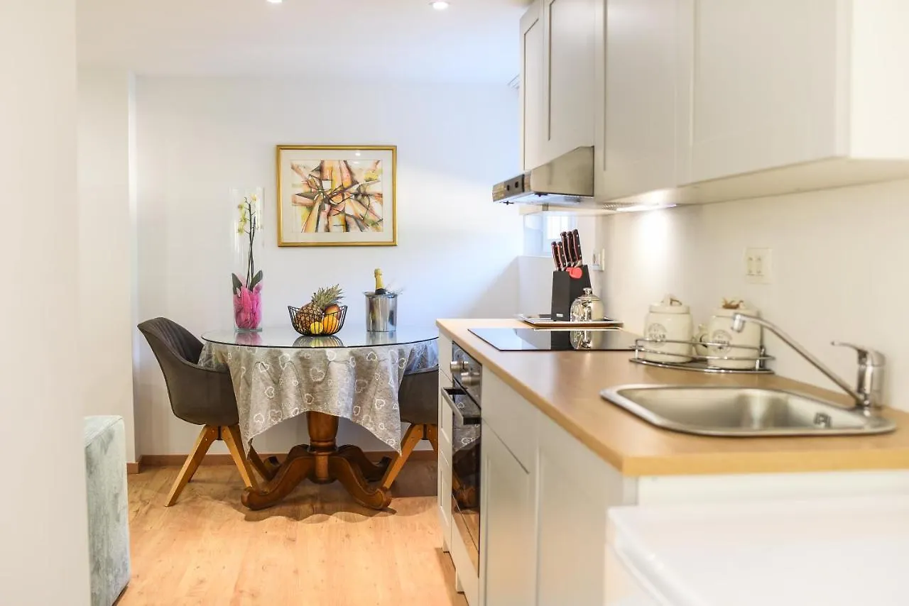 Apartman Maja Διαμέρισμα Ζαντάρ